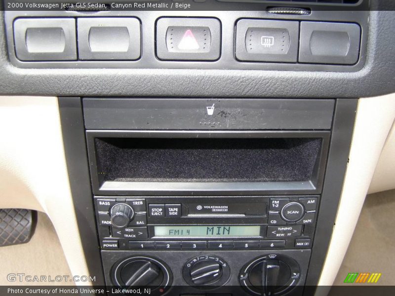 Canyon Red Metallic / Beige 2000 Volkswagen Jetta GLS Sedan