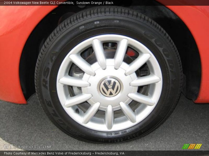Sundown Orange / Black 2004 Volkswagen New Beetle GLS Convertible
