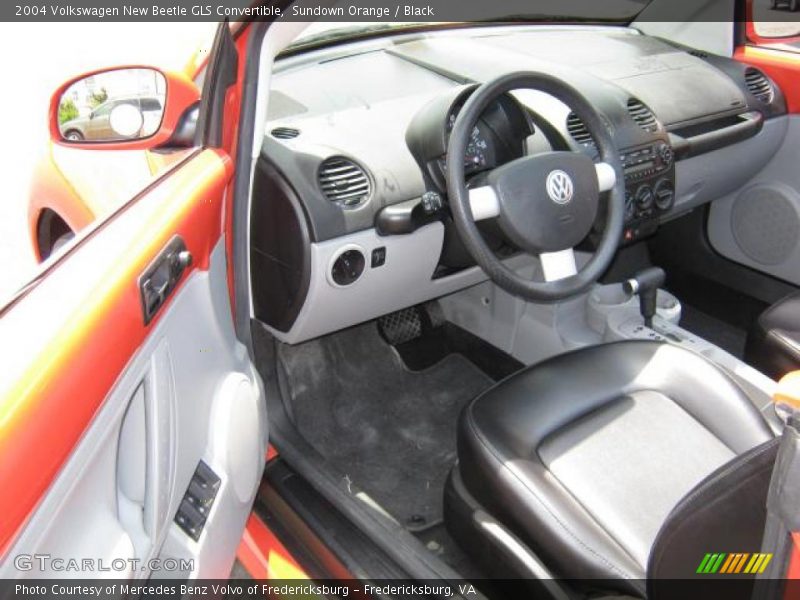 Sundown Orange / Black 2004 Volkswagen New Beetle GLS Convertible