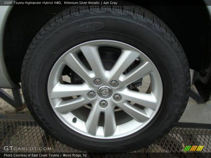 Millenium Silver Metallic / Ash Gray 2006 Toyota Highlander Hybrid 4WD