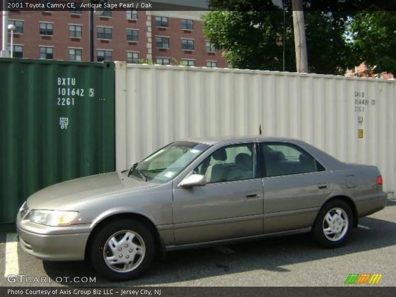 Antique Sage Pearl / Oak 2001 Toyota Camry CE