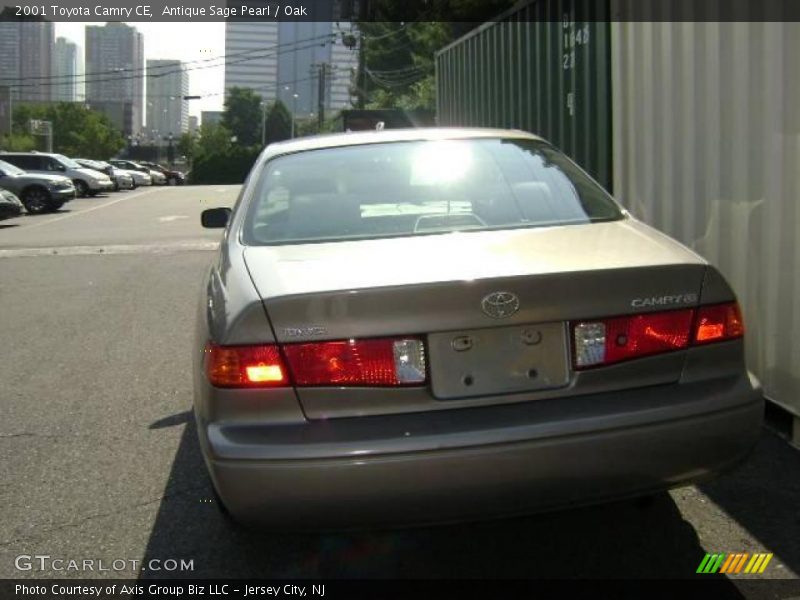 Antique Sage Pearl / Oak 2001 Toyota Camry CE