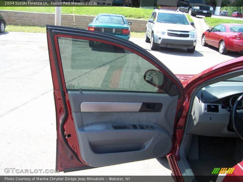 Fusion Red Metallic / Gray 2004 Suzuki Forenza LX