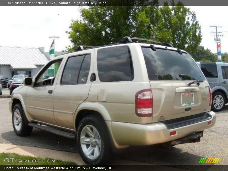 Sahara Beige Metallic / Beige 2002 Nissan Pathfinder LE 4x4