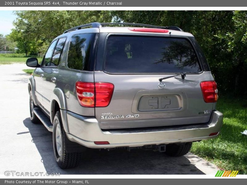 Thunder Gray Metallic / Charcoal 2001 Toyota Sequoia SR5 4x4