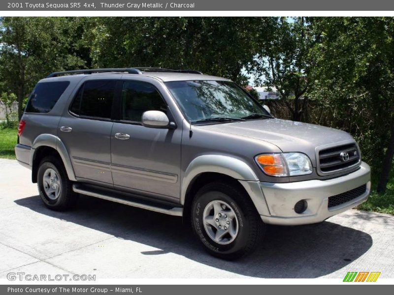 Thunder Gray Metallic / Charcoal 2001 Toyota Sequoia SR5 4x4