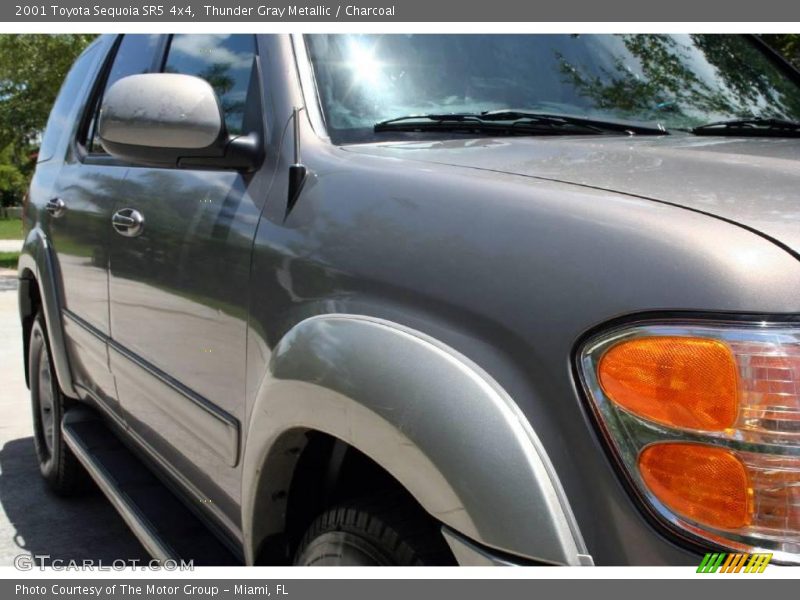 Thunder Gray Metallic / Charcoal 2001 Toyota Sequoia SR5 4x4