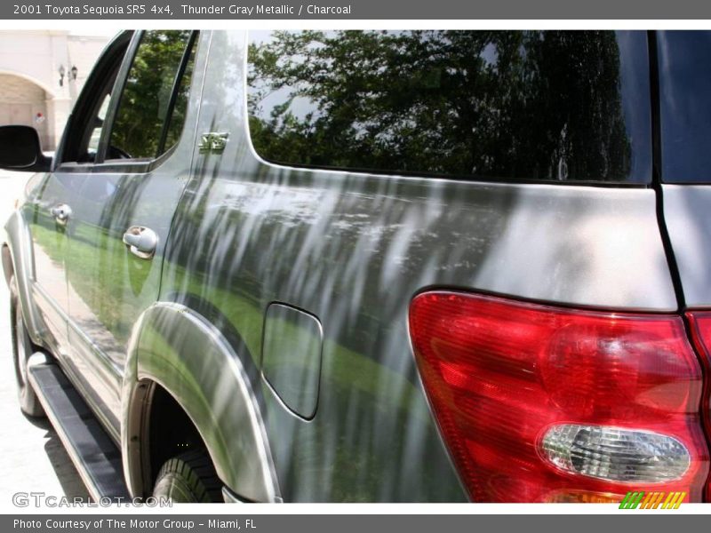 Thunder Gray Metallic / Charcoal 2001 Toyota Sequoia SR5 4x4