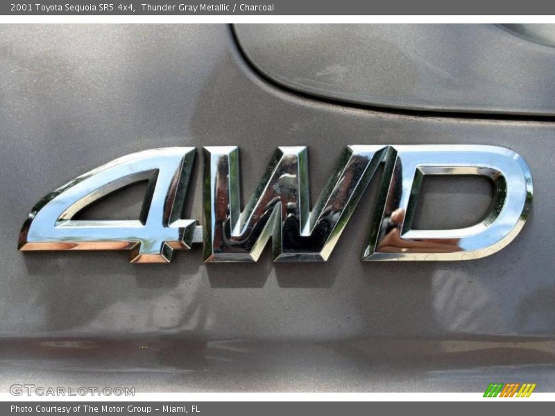 Thunder Gray Metallic / Charcoal 2001 Toyota Sequoia SR5 4x4