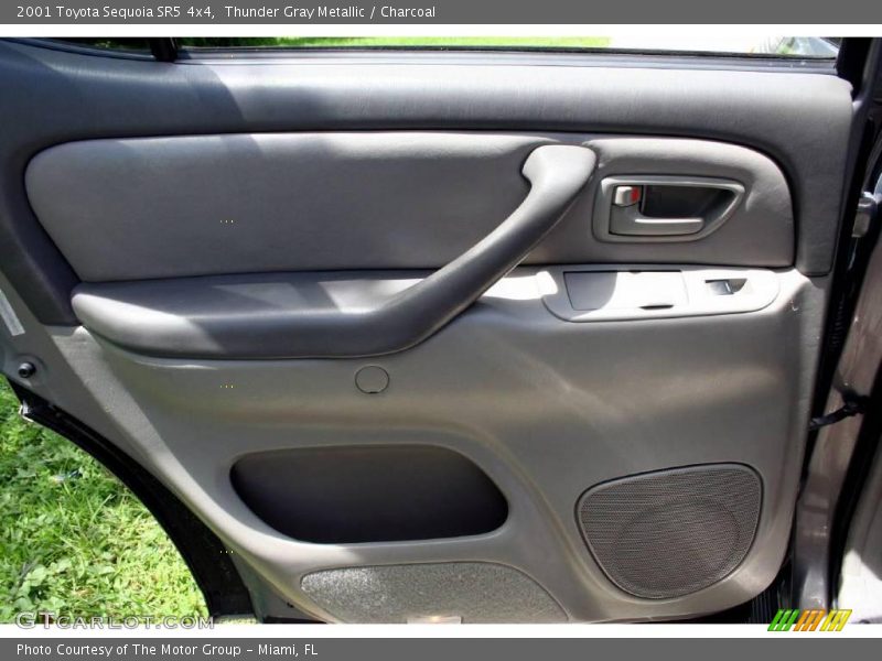 Thunder Gray Metallic / Charcoal 2001 Toyota Sequoia SR5 4x4