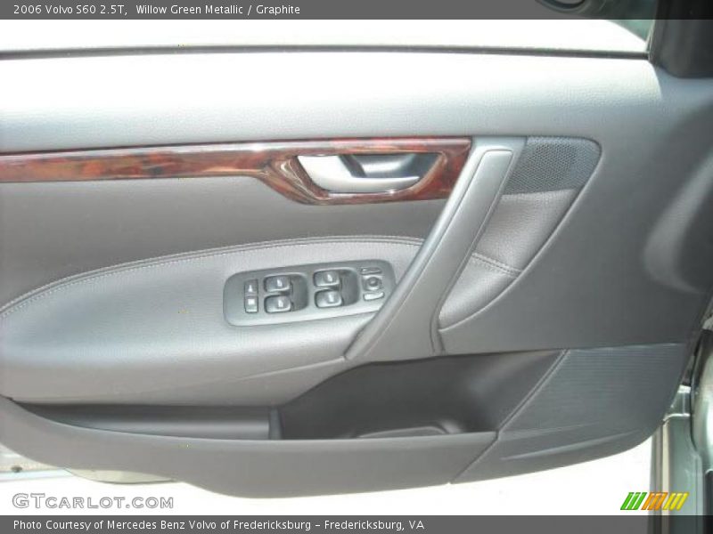 Willow Green Metallic / Graphite 2006 Volvo S60 2.5T