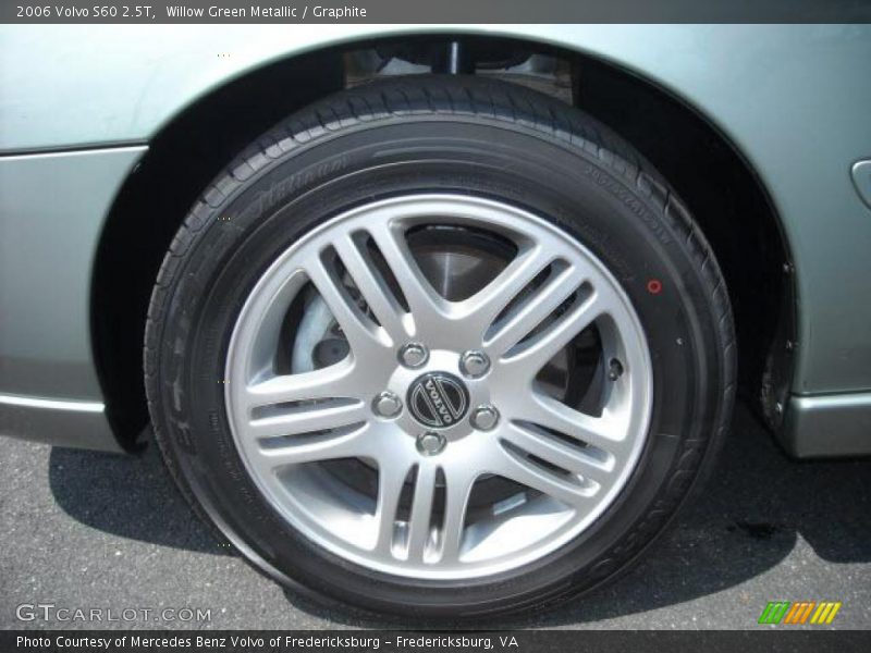 Willow Green Metallic / Graphite 2006 Volvo S60 2.5T