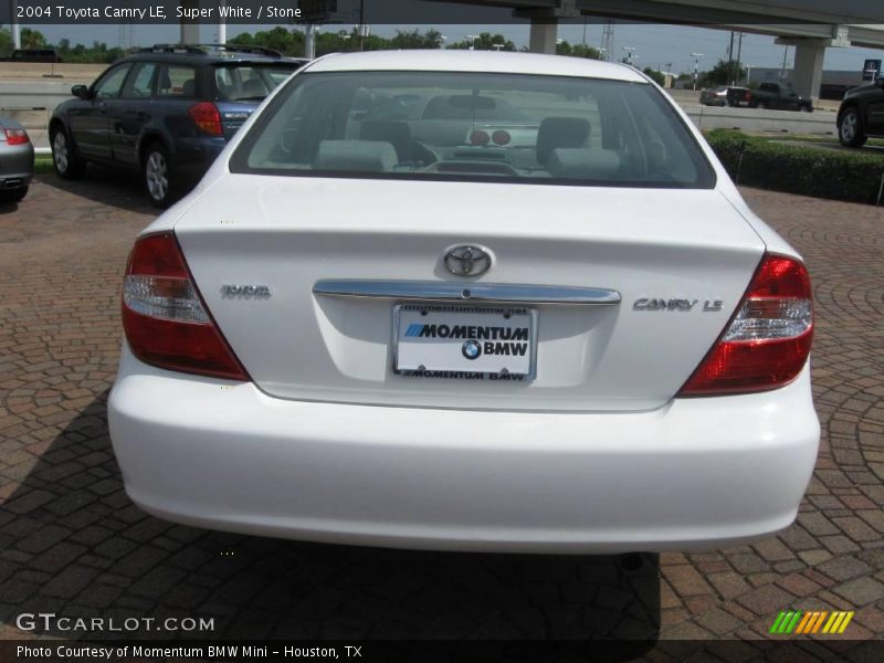 Super White / Stone 2004 Toyota Camry LE