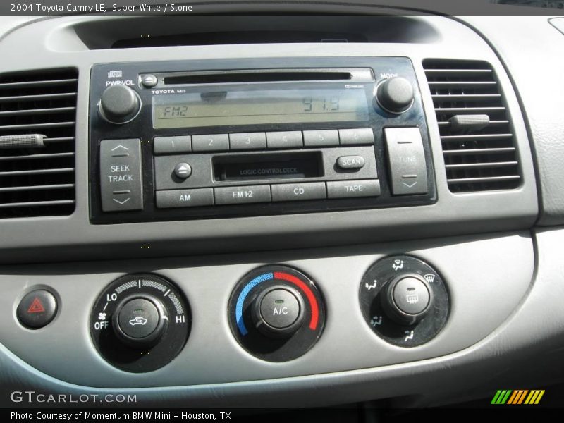 Super White / Stone 2004 Toyota Camry LE