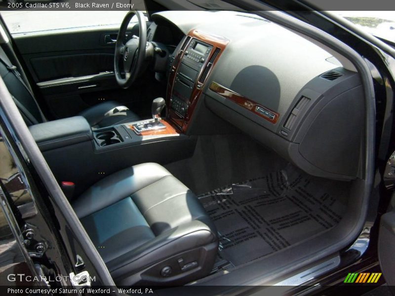 Black Raven / Ebony 2005 Cadillac STS V6