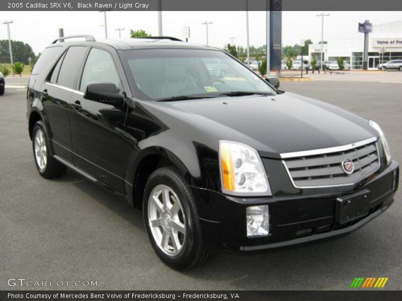 Black Raven / Light Gray 2005 Cadillac SRX V6