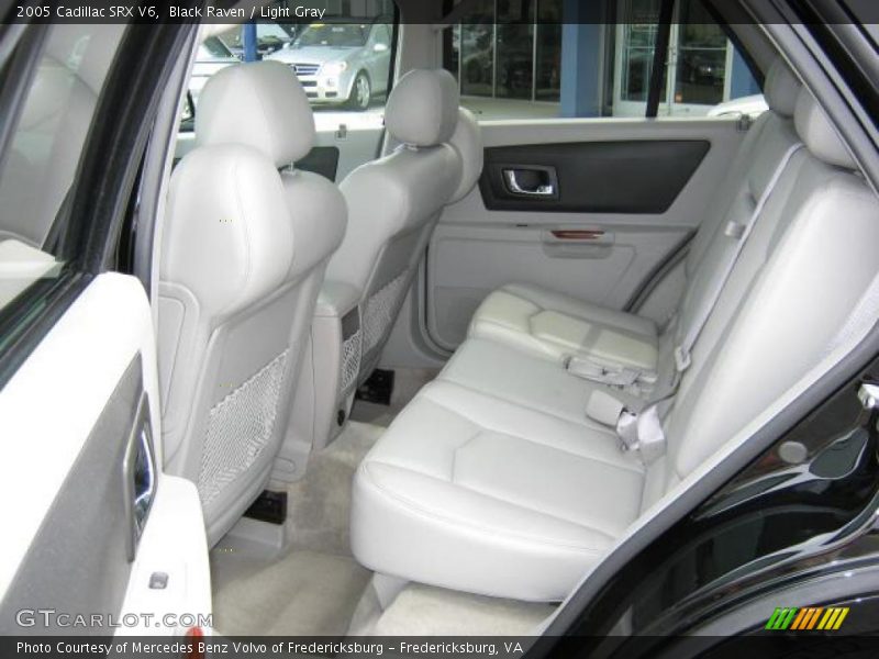 Black Raven / Light Gray 2005 Cadillac SRX V6