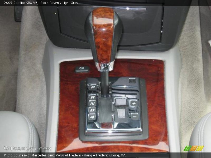 Black Raven / Light Gray 2005 Cadillac SRX V6
