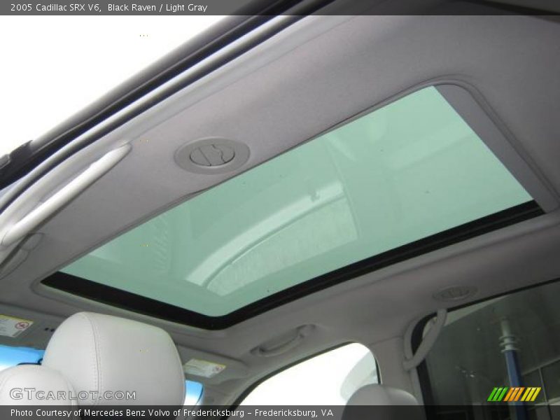 Black Raven / Light Gray 2005 Cadillac SRX V6