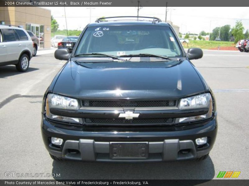 Black / Medium Pewter 2004 Chevrolet TrailBlazer LS 4x4