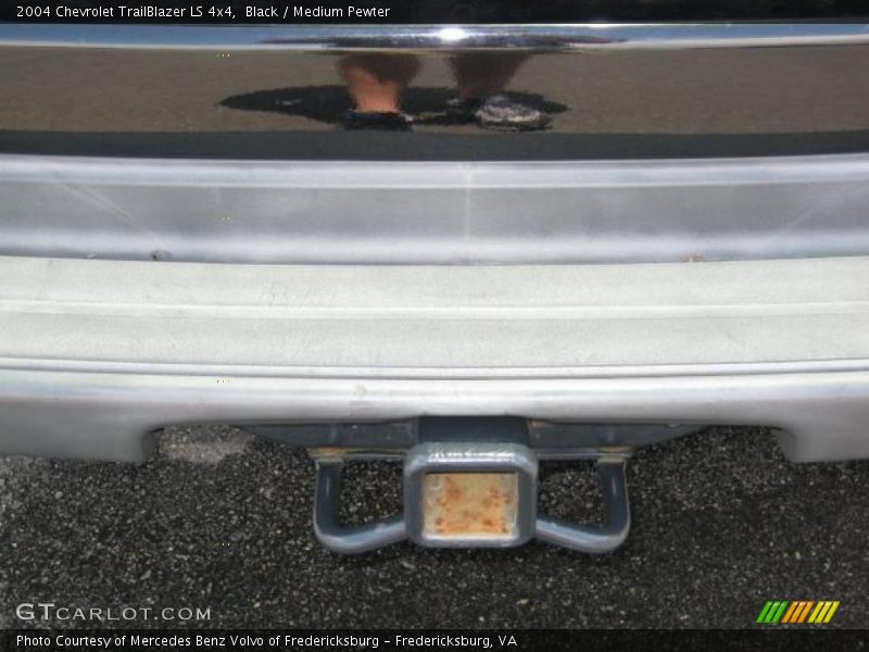 Black / Medium Pewter 2004 Chevrolet TrailBlazer LS 4x4