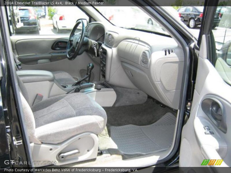 Black / Medium Pewter 2004 Chevrolet TrailBlazer LS 4x4