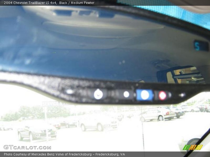 Black / Medium Pewter 2004 Chevrolet TrailBlazer LS 4x4