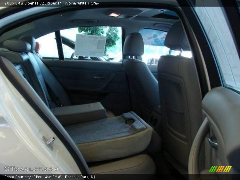 Alpine White / Grey 2006 BMW 3 Series 325xi Sedan