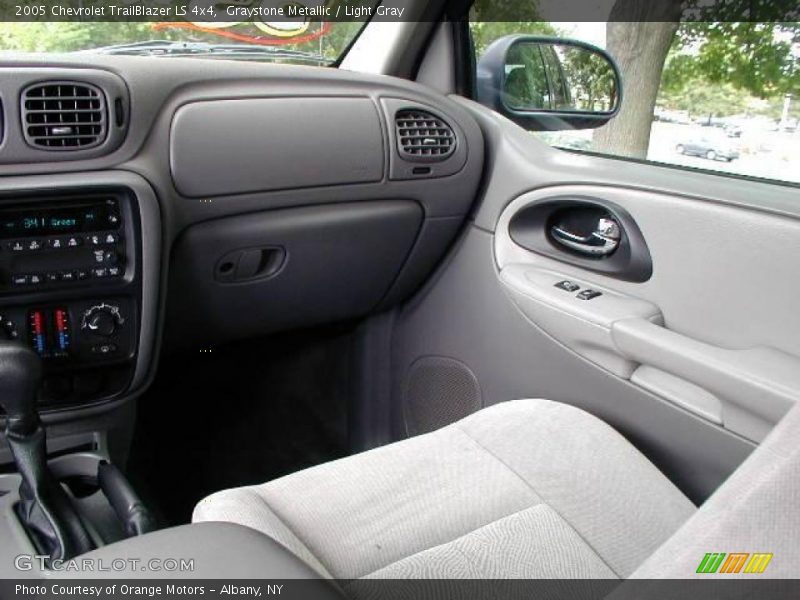 Graystone Metallic / Light Gray 2005 Chevrolet TrailBlazer LS 4x4