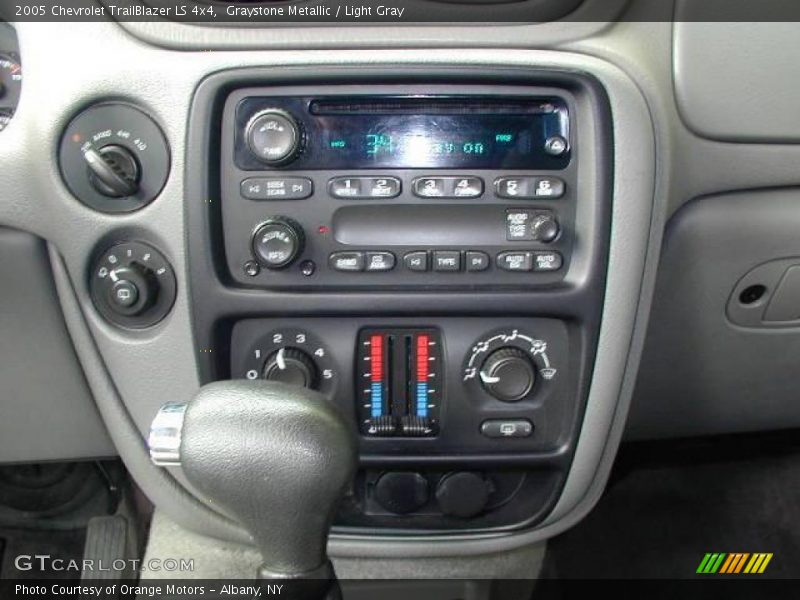 Graystone Metallic / Light Gray 2005 Chevrolet TrailBlazer LS 4x4