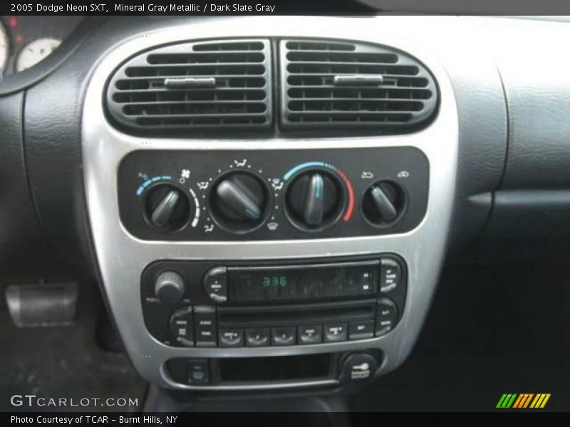 Mineral Gray Metallic / Dark Slate Gray 2005 Dodge Neon SXT