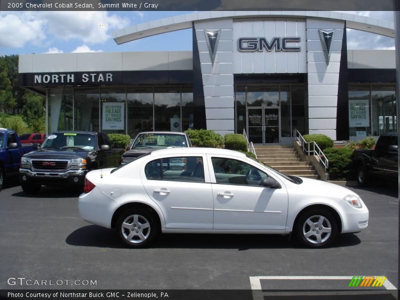 Summit White / Gray 2005 Chevrolet Cobalt Sedan