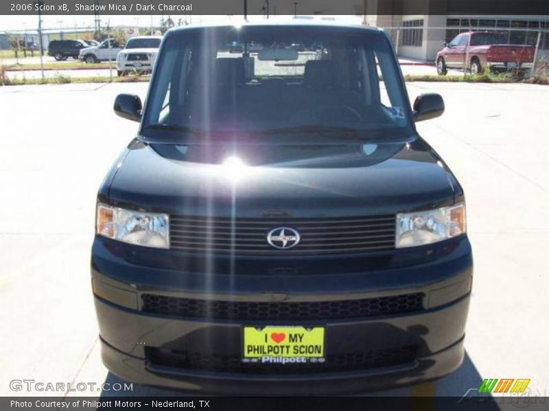 Shadow Mica / Dark Charcoal 2006 Scion xB