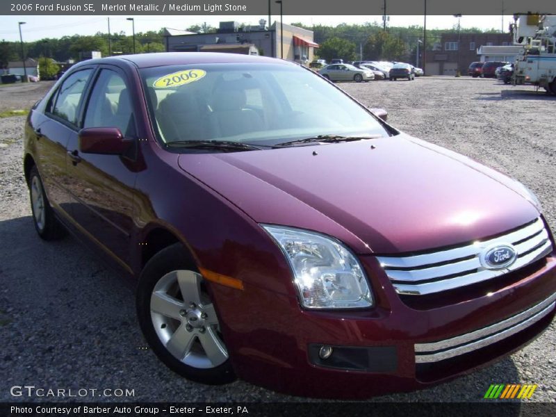 Merlot Metallic / Medium Light Stone 2006 Ford Fusion SE