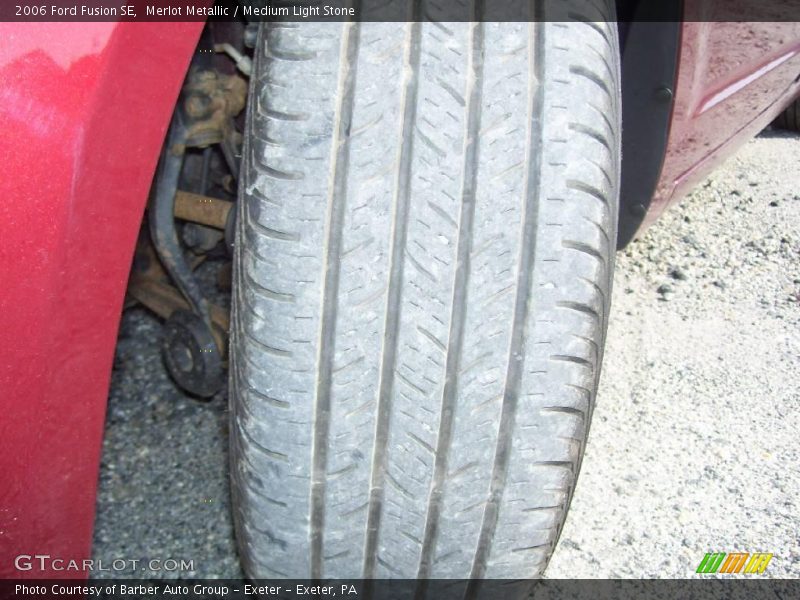 Merlot Metallic / Medium Light Stone 2006 Ford Fusion SE
