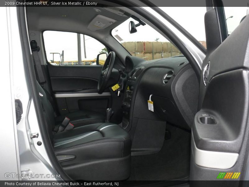 Silver Ice Metallic / Ebony 2009 Chevrolet HHR LT