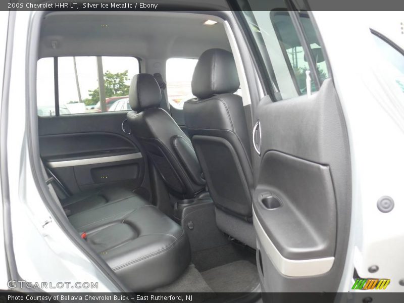 Silver Ice Metallic / Ebony 2009 Chevrolet HHR LT