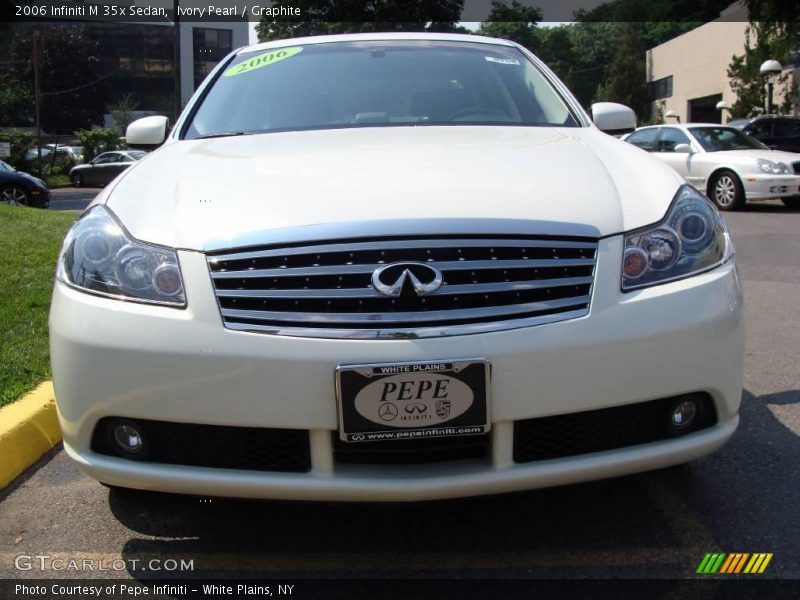 Ivory Pearl / Graphite 2006 Infiniti M 35x Sedan