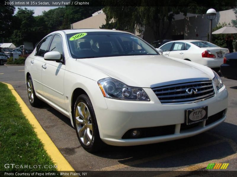 Ivory Pearl / Graphite 2006 Infiniti M 35x Sedan