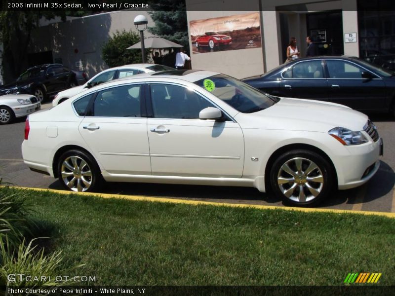 Ivory Pearl / Graphite 2006 Infiniti M 35x Sedan