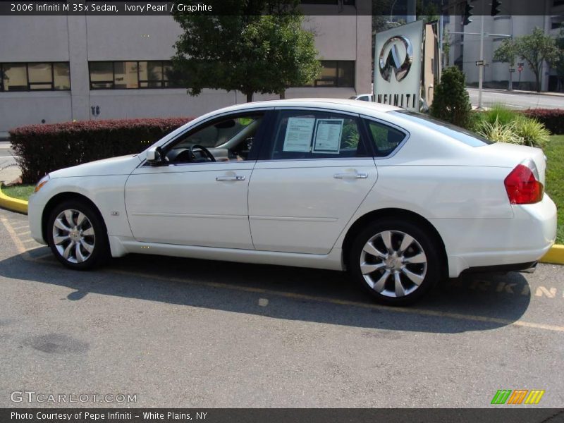 Ivory Pearl / Graphite 2006 Infiniti M 35x Sedan