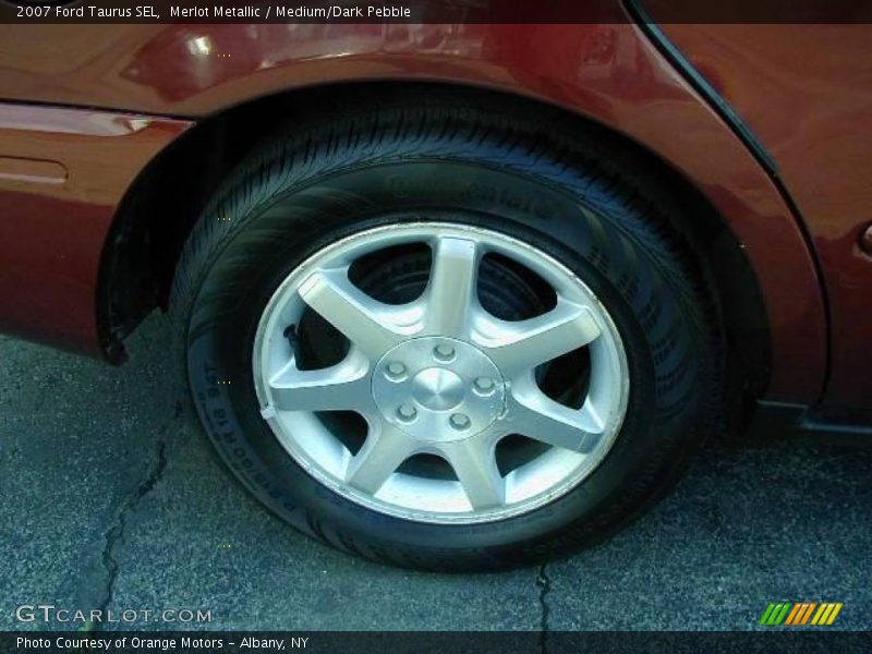 Merlot Metallic / Medium/Dark Pebble 2007 Ford Taurus SEL