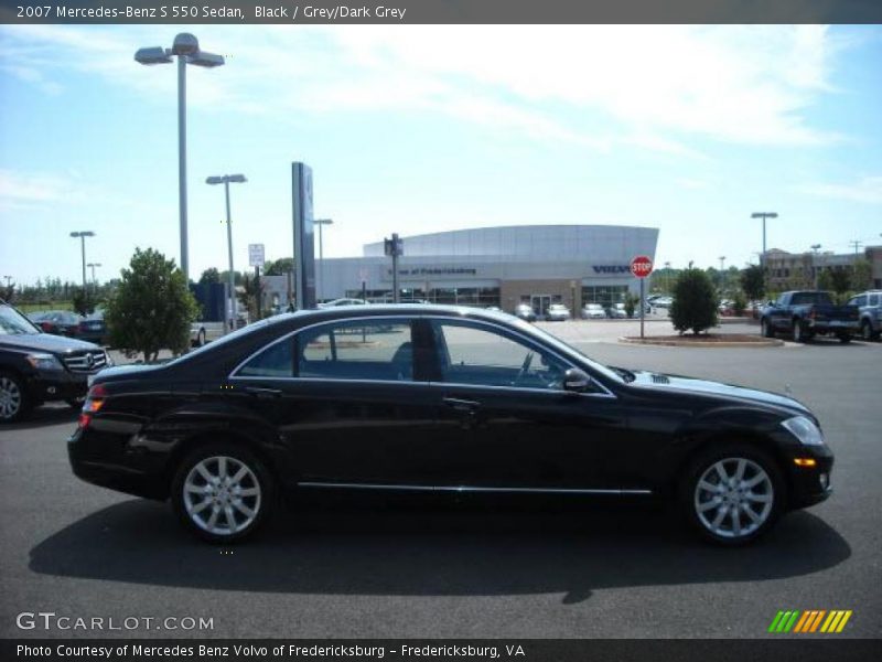 Black / Grey/Dark Grey 2007 Mercedes-Benz S 550 Sedan