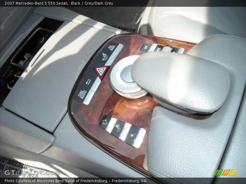 Black / Grey/Dark Grey 2007 Mercedes-Benz S 550 Sedan