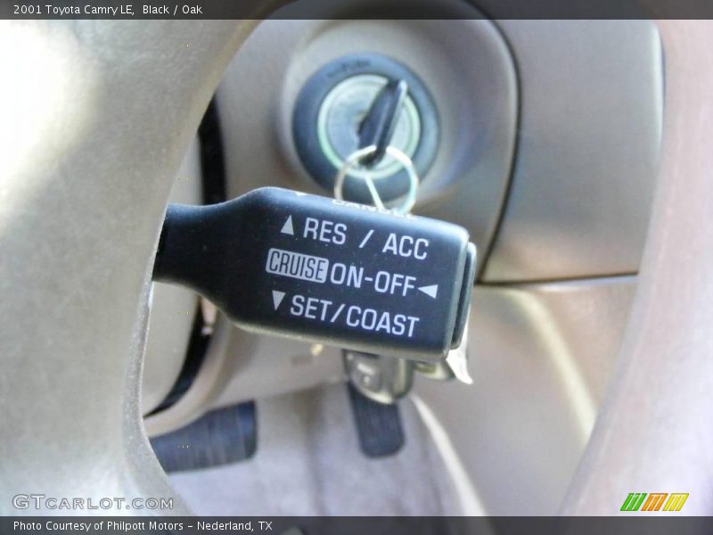 Black / Oak 2001 Toyota Camry LE