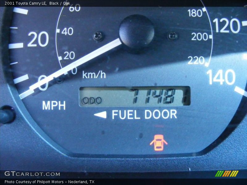Black / Oak 2001 Toyota Camry LE