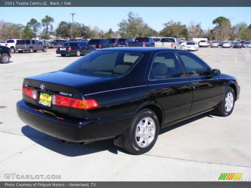 Black / Oak 2001 Toyota Camry LE