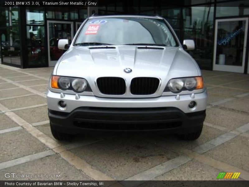 Titanium Silver Metallic / Grey 2001 BMW X5 3.0i