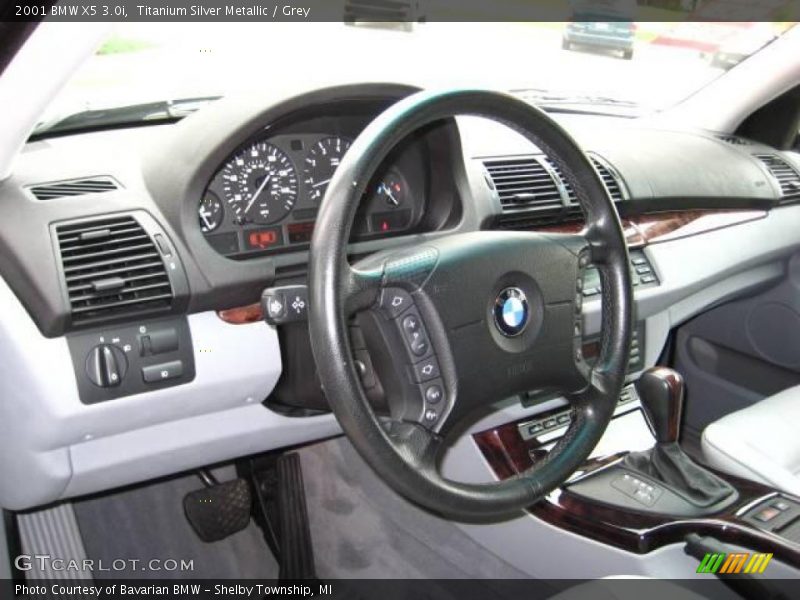 Titanium Silver Metallic / Grey 2001 BMW X5 3.0i