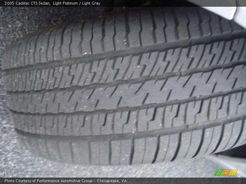 Light Platinum / Light Gray 2005 Cadillac CTS Sedan